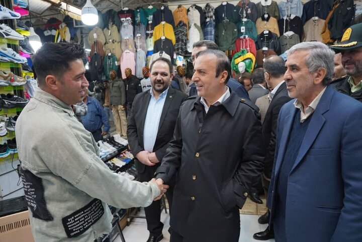 استاندار قزوین از بازار سنتی بازدید کرد