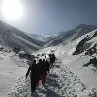 تداوم جستجو برای یافتن کوهنورد مفقودشده در قله کلاغ‌لانه