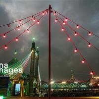 وقتی انقلاب و انتظار به هم می‌رسند