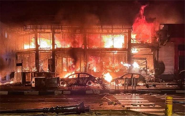 سرمقاله اعتماد/ نگاهی به خیابان‌های زمستان 1404