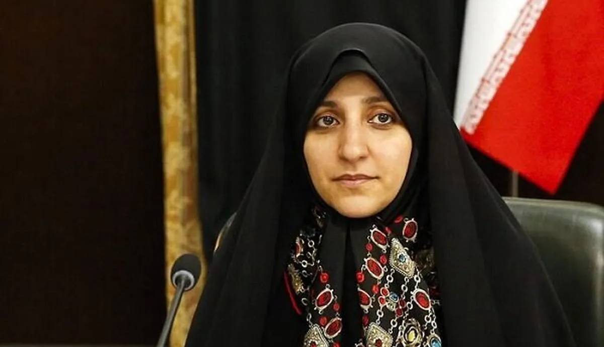 بهروزآذر در تیررس تندروها