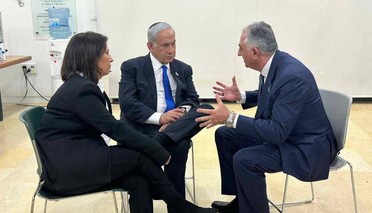 فیگارو: ۹۵ درصد اکانتهای مجازی حامی پهلوی غیرواقعی و ساخته اسرائیل هستند