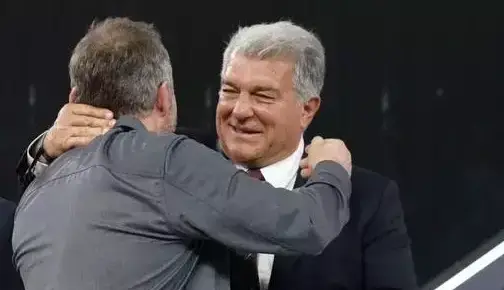 سرنخ مهم خوان لاپورتا درباره آینده فلیک