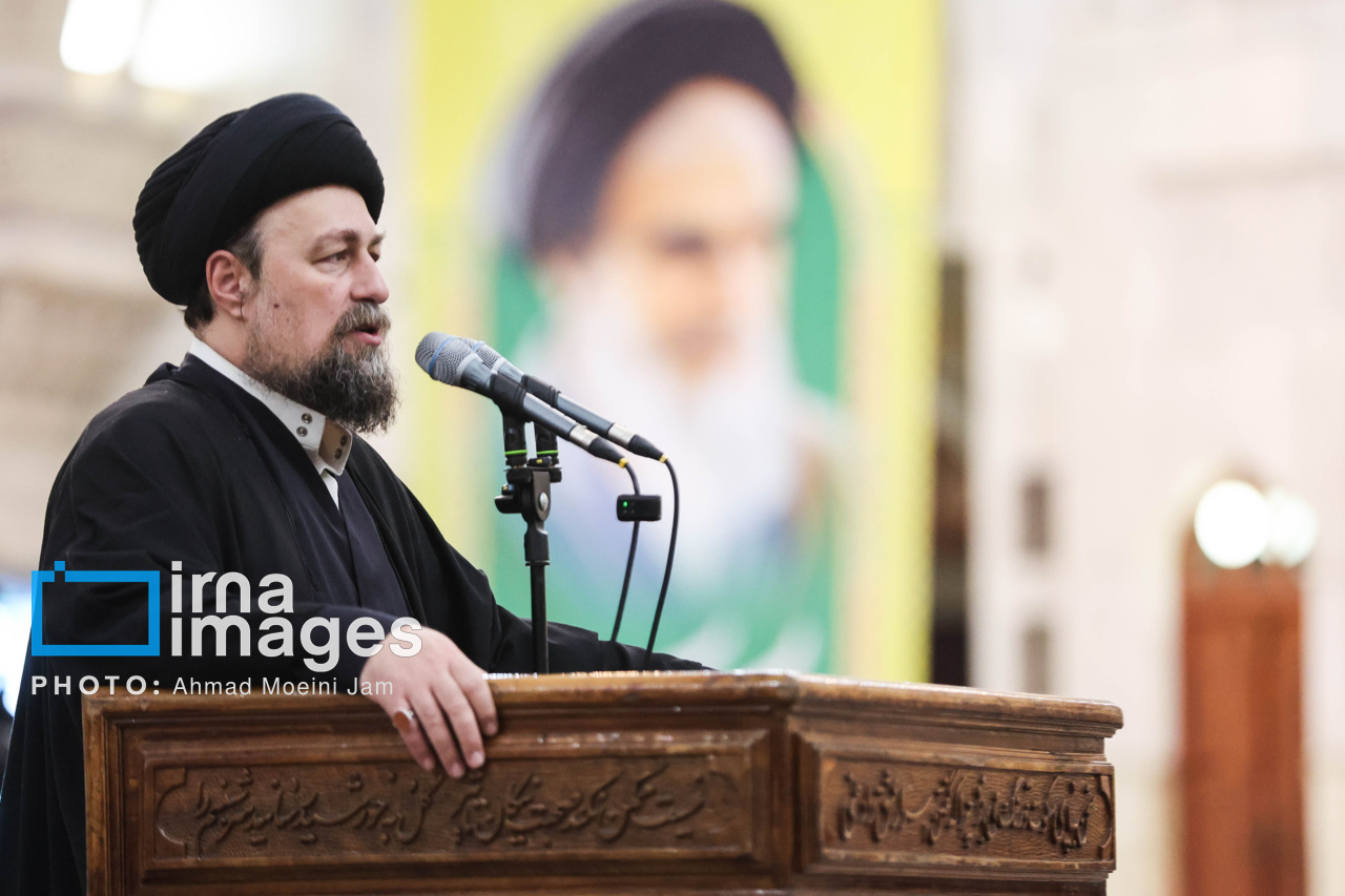 عکس/تجدید میثاق رییس و نمایندگان مجلس با آرمانهای امام راحل