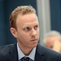 خبرنگار آمریکایی: بانیان هولوکاست واقعی در غزه صدها پلیس را در ایران کشتند