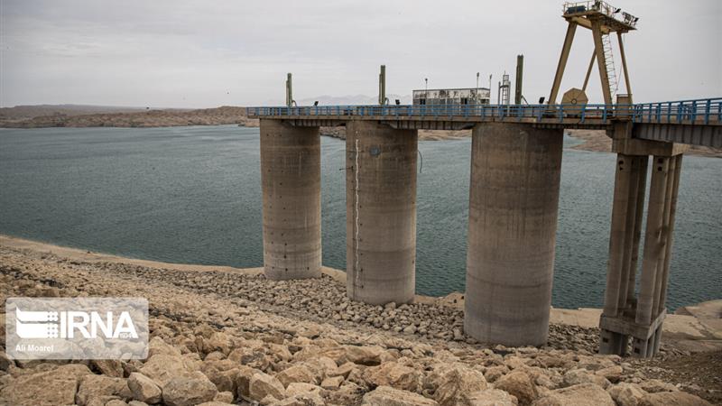 آب سد کرخه به زمینهای کشاورزی دهلران نمیرسد