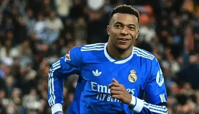 ادعای پدر کیلیان: امباپه در ۱۲ سالگی از خانه رفت و دیگر برنگشت!