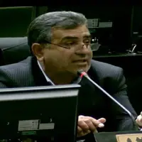 رئیس کمیسیون اجتماعی: سفر برخی از مدیران در شرایط کنونی به خارج از کشور مشکوک است