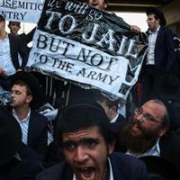 تشدید درگیریها در بنیبراک؛ زخمی شدن نظامیان صهیونیست درحمله حریدیها