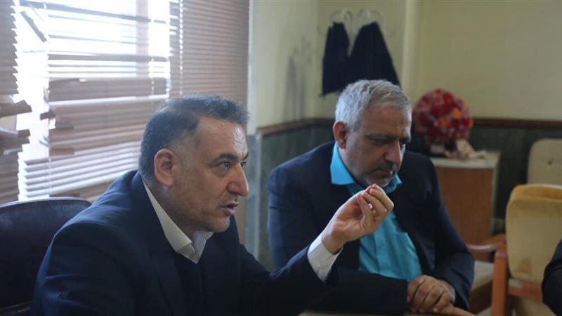 حمایت از تولیدکنندگان حوزه کشاورزی را با جدیت دنبال میکنیم