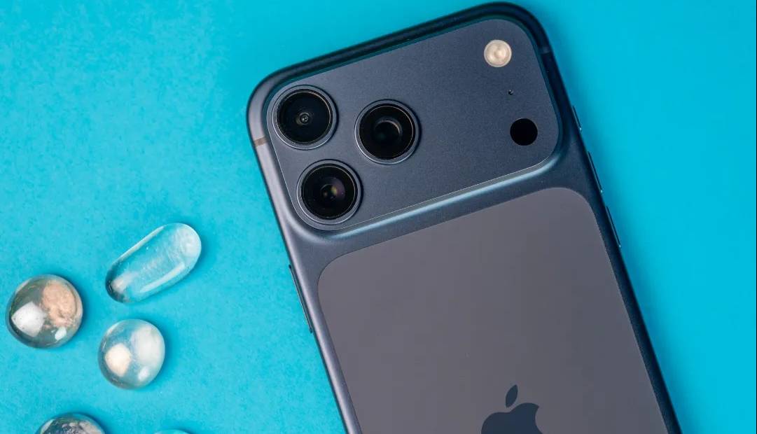 آیفون ۱۸ پرو مکس نسبت به ۱۷ پرو مکس تغییر بزرگی تجربه نمیکند