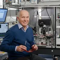 دانشمند برجسته آلمانی برای کار تماموقت به چین میرود