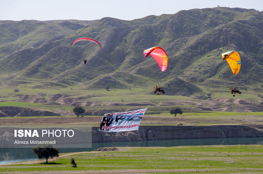 عکس/ سفر وزیر نیرو به خوزستان