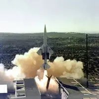 کانادا به سمت سلاح هستهای میرود؟