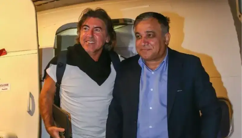 جلسه اضطراری برای برکناری ساپینتو!