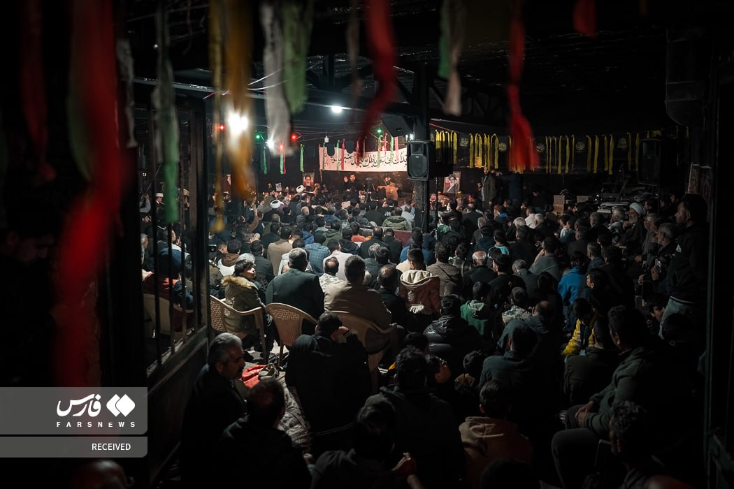 مناجاتخوانی در مسجد سوخته