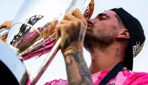 صحبتهای دیپل شبکههای اجتماعی را به آتش کشید!