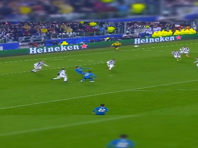 قیچیِ رونالدو به بوفون بهتر بود یا برگردان زلاتان مقابل انگلیس؟!