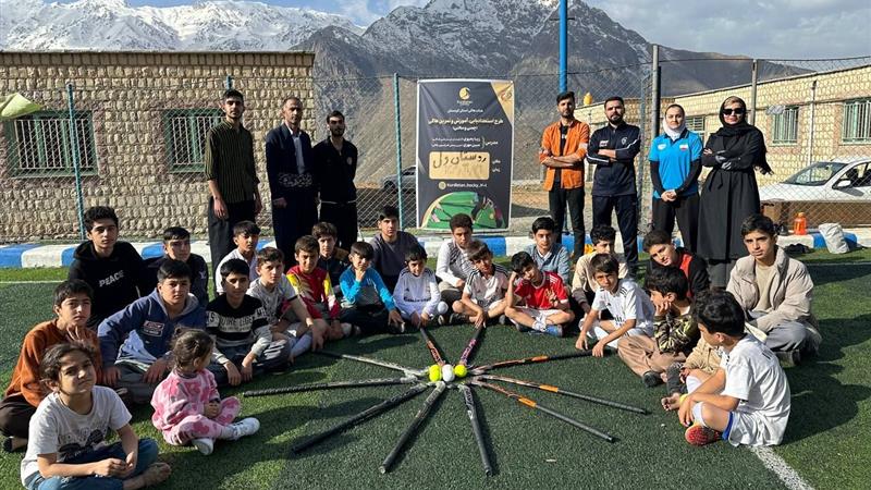 کاپیتان تیم ملی هاکی بانوان: کردستان میتواند به قطب هاکی ایران تبدیل شود