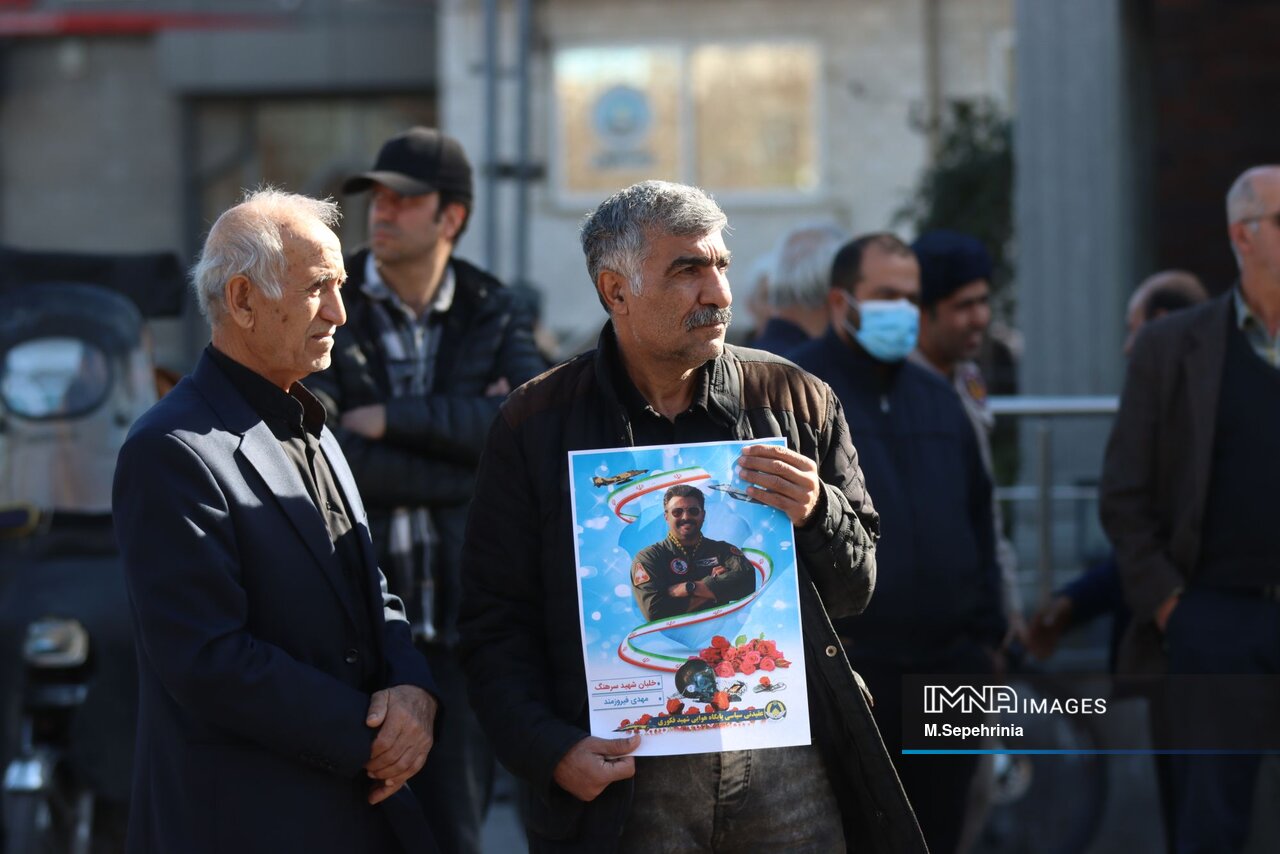 عکس/ تشییع پیکر شهید سرتیپ دوم خلبان «مهدی فیروزمند» در تبریز