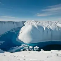 شگفتی طبیعت؛ چگونه یخهای گرینلند مثل سنگ مذاب در حال تلاطماند؟