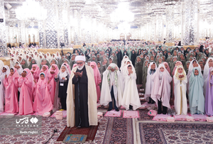 عکس/ مهمانی فرشتههای روزه اولی در حرم رضوی