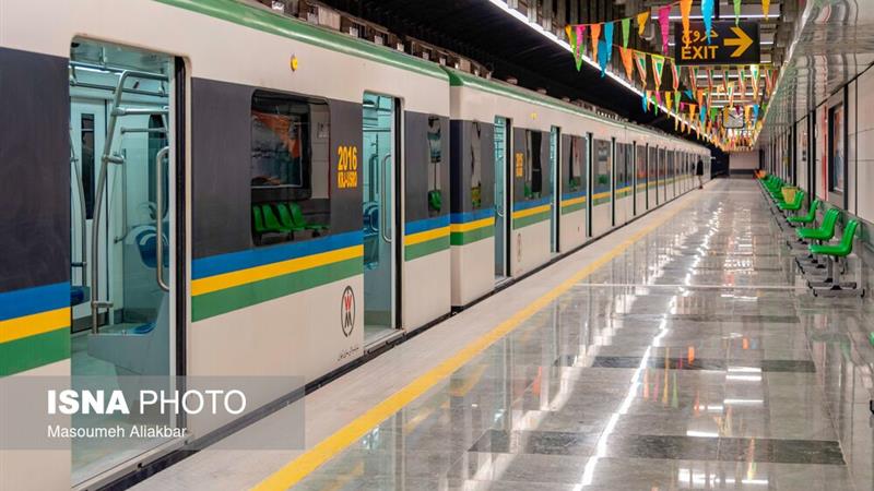 متروی کرج هنوز در مرحله آزمایشی است/ایستگاه میانجاده به زودی افتتاح میشود