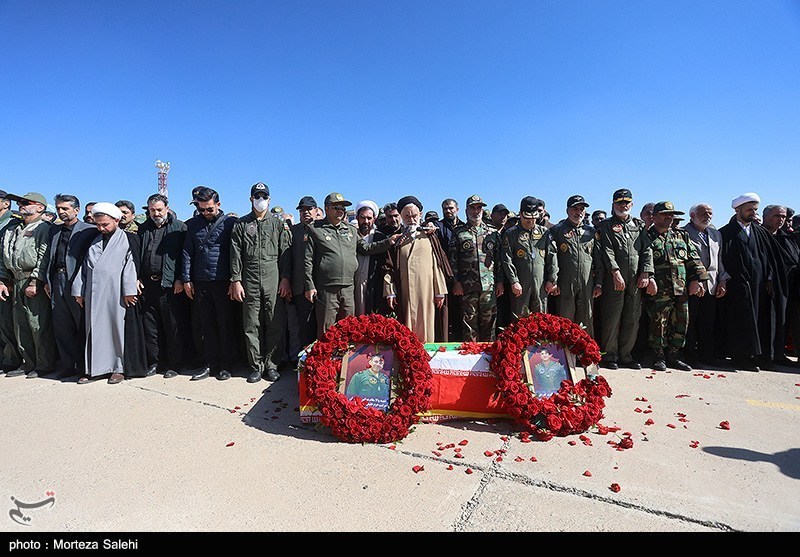 مراسم تشییع پیکر 2 شهید خلبان هوانیروز در اصفهان