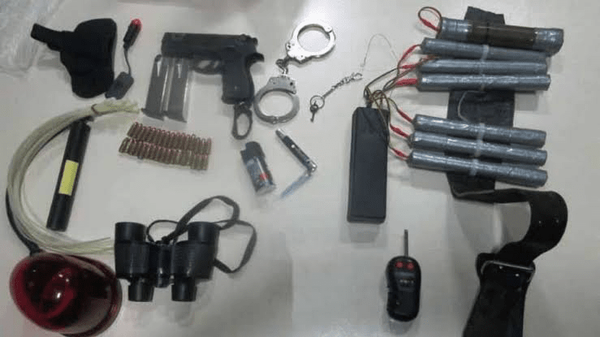 کشف مواد منفجره و جلیقههای انتحاری در مرز زابل