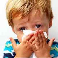 دو علت اصلی کیپ شدن بینی در کودکان چیست؟