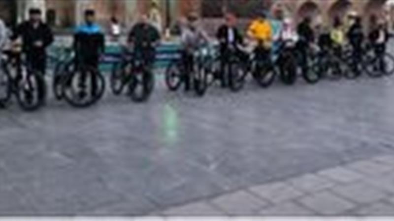 کاروان دوچرخه سواری «ماه مهربانی» در فهرج به مقصد افطار رسید