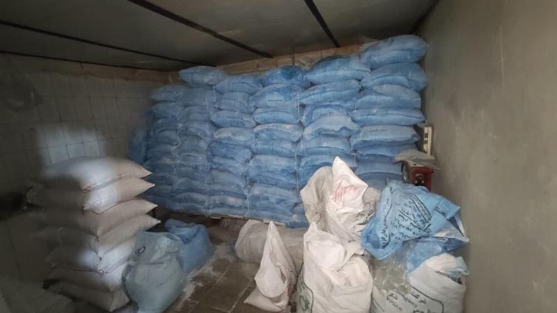 شناسایی انبارهای متخلف در قم و توقیف کالاهای قاچاق در گشت مشترک بازرسی