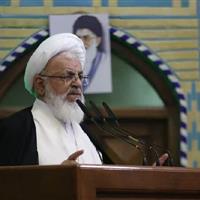 امام جمعه یزد: دشمنان از اقتدار نظامی ایران وحشت دارند