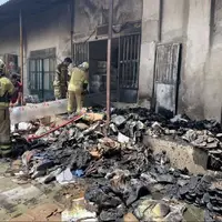 آتشسوزی گسترده در کارخانه تولید کفش در جاده خاوران