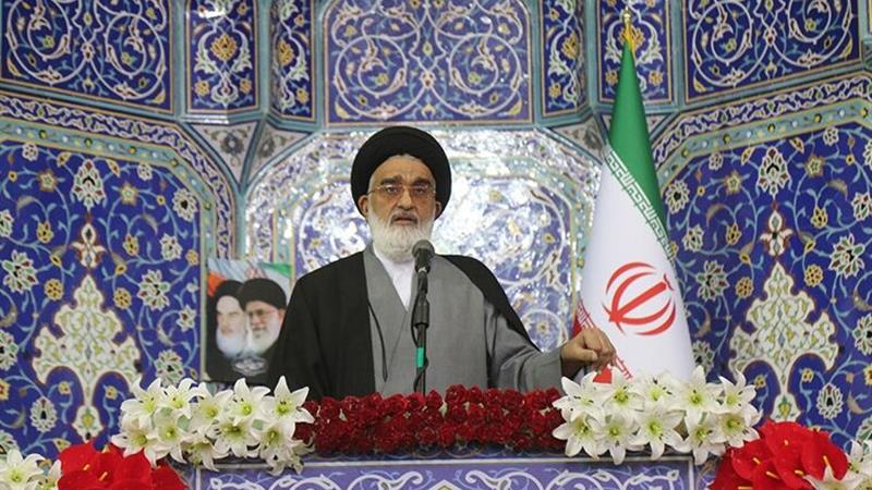 توطئههای دشمنان با بصیرت دانشگاهیان انقلابی خنثی خواهد شد