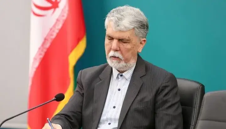 واکنش وزیر ارشاد به درگذشت حمید هیراد