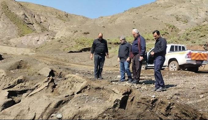 خسارت ۱۰۰ میلیارد ریالی سیلاب به محور الند خوی؛ مسیر بازگشایی شد