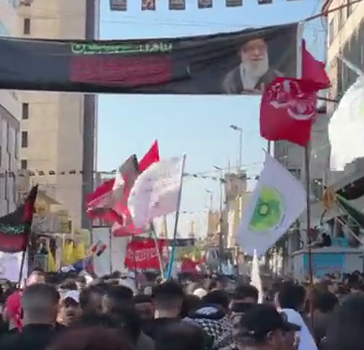 برافراشتهشدن پرچم «یا لثارات الخامنهای» در خیابان حرم امام حسین(ع)