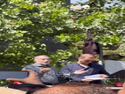 مسعود دهنمکی: اکبرعبدی به زندان میرفت و برای زندانیها برنامه اجرا میکرد