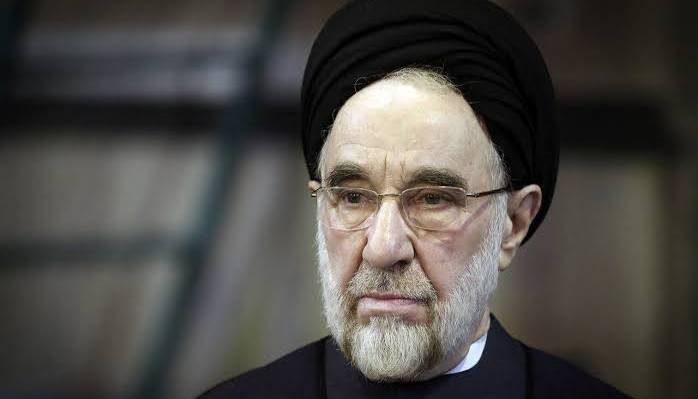 خاتمی: در هفته های اول تجمعات مردمی، ناراضیان هم به میدان آمدند