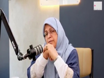 انتقاد آذر منصوری از «روزنه گشایان»