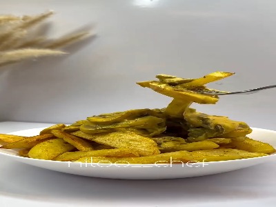 سیب زمینی تنوری با سس قارچ مخصوص