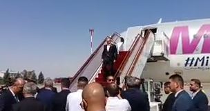 تصاویری از ورود پزشکیان به فرودگاه بیشکک با استقبال مقامات قرقیزستان