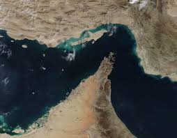 سخنگوی کمیسیون امنیت ملی مجلس: عبور از تنگه هرمز، منوط به پرداخت غرامت جنگی شد