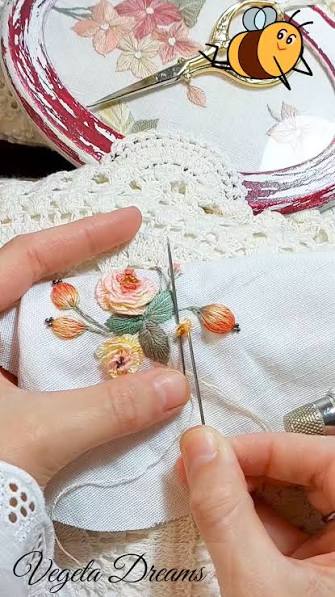 چطوری با گلدوزی به گلبرگها حجم بدیم؟