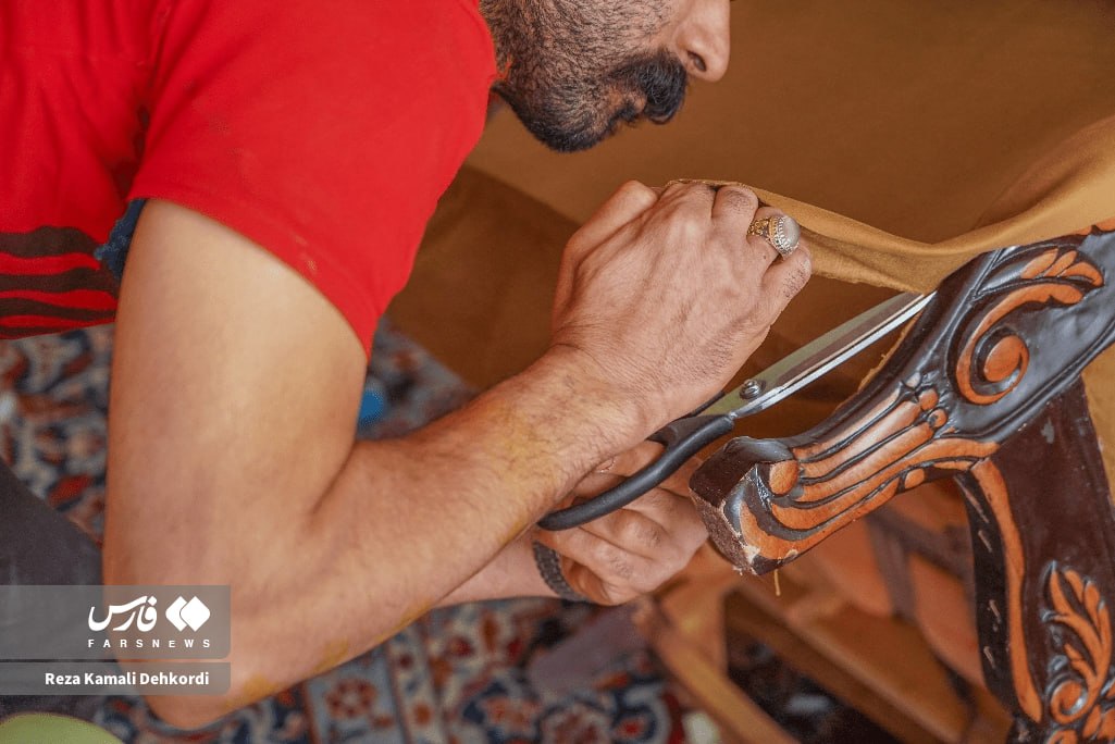 هنرِ جانبخشِ چوب