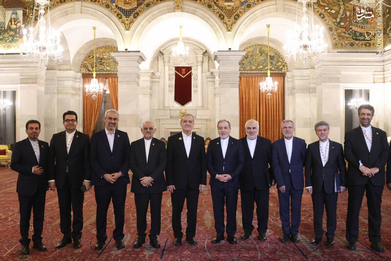 عکس/ بازدید رئیس جمهور از سرسرای ایرانی دوران فتحعلی شاه قاجار
