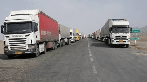 تردد کامیونها در مرز خسروی به حالت عادی بازگشت