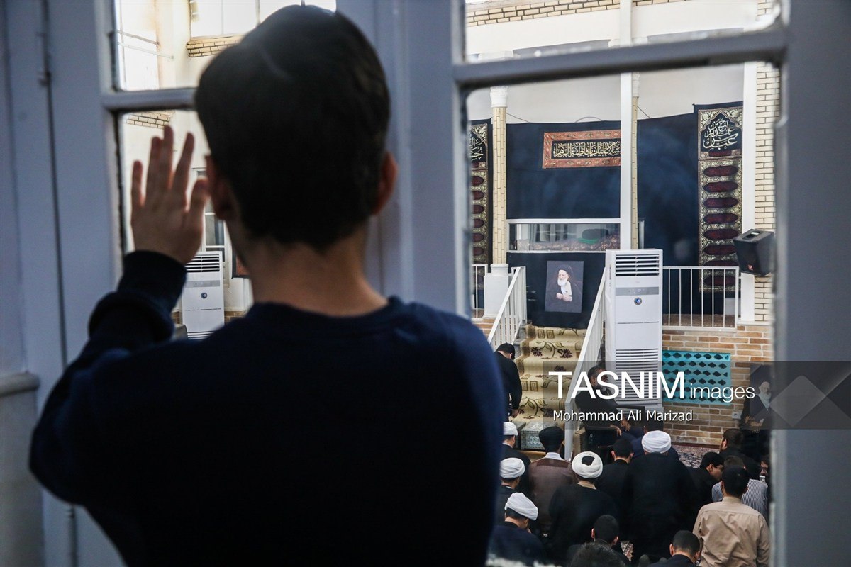عکس/ مراسم وداع با پیکر آیتالله شبیری زنجانی