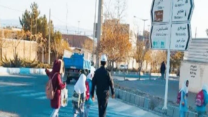 مشق مهر، دست در دست ایمنی تا مدرسه